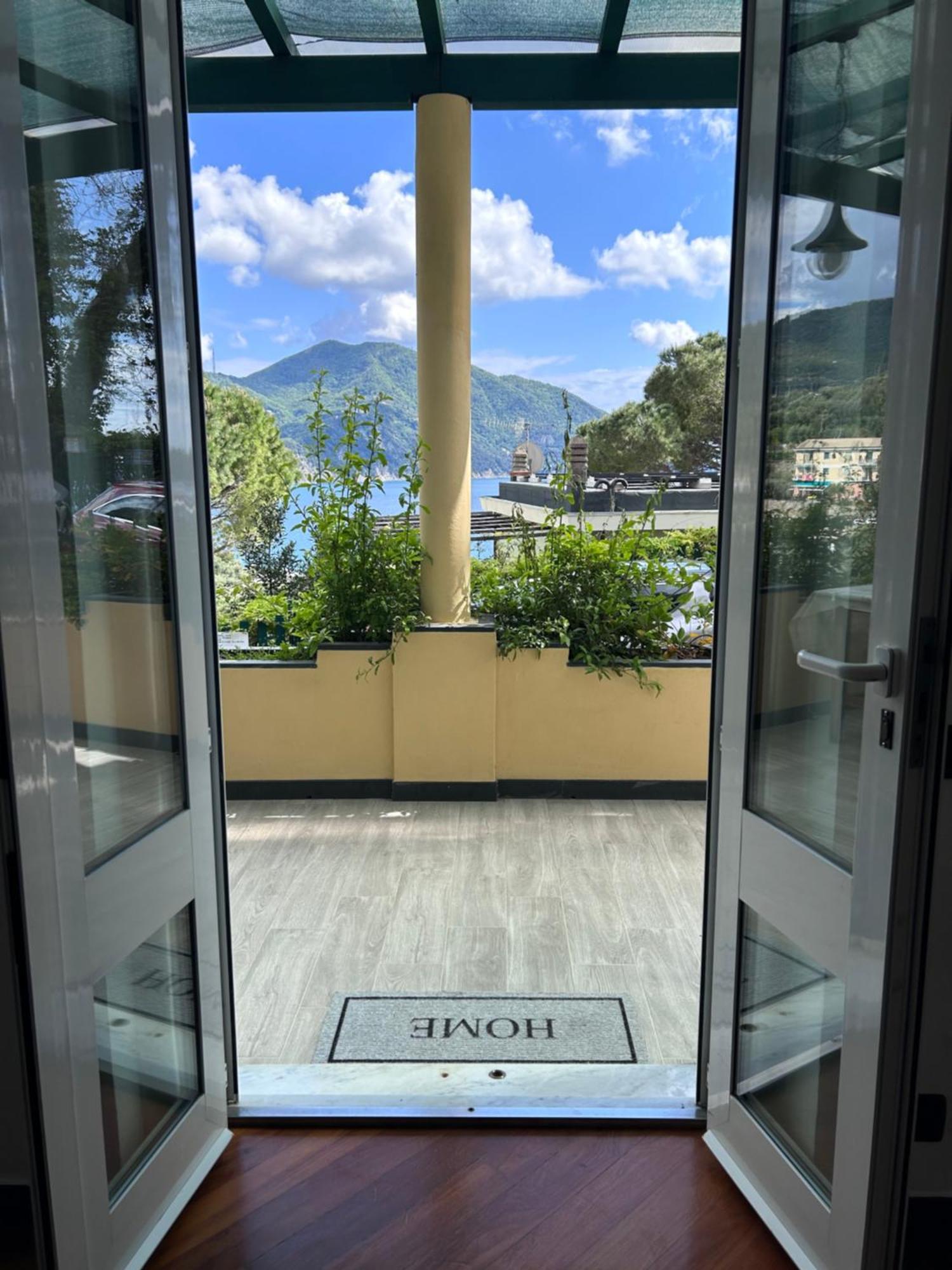 Terrazza Sul Mare B.View56 Villa Recco Luaran gambar